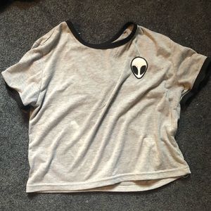 Alien cropped tee